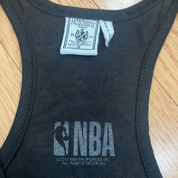 Toronto Raptors Tank Top - Picture 5 of 9